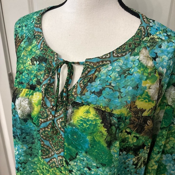 Figueroa & Flower green floral and plant patterned flowy sheer blouse size M - Picture 12 of 13